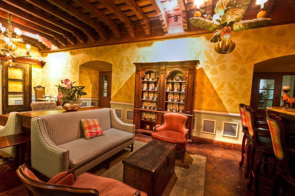 Hotel Palacio De Dona Leonor Antigua Bagian luar foto