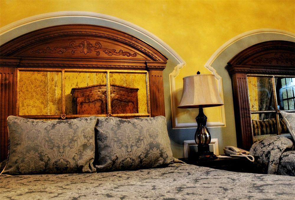 Hotel Palacio De Dona Leonor Antigua Bagian luar foto